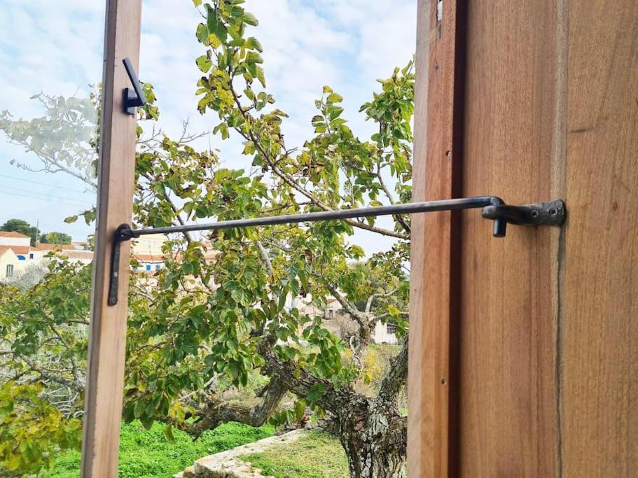 Hidden Gem Of 1900, 7Km From Sea Villa Potamos  Bagian luar foto